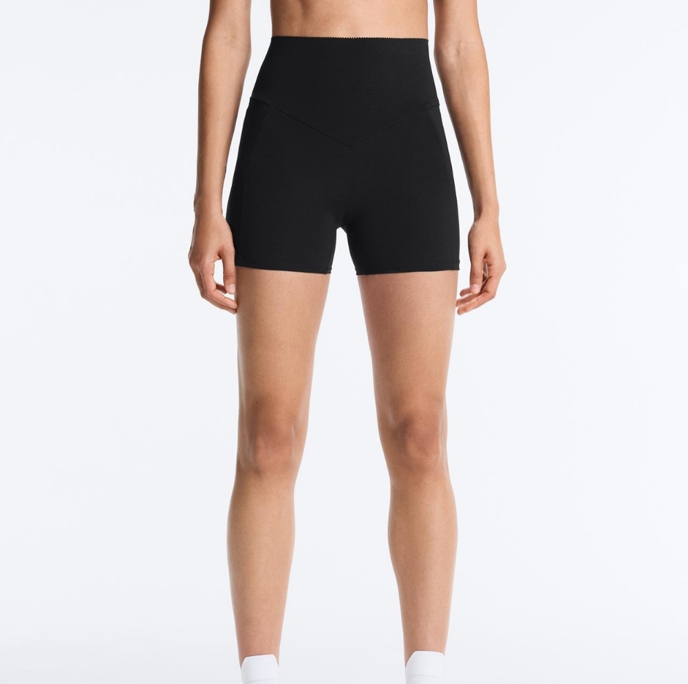 Oysho High-Waist Women's Short Shorts